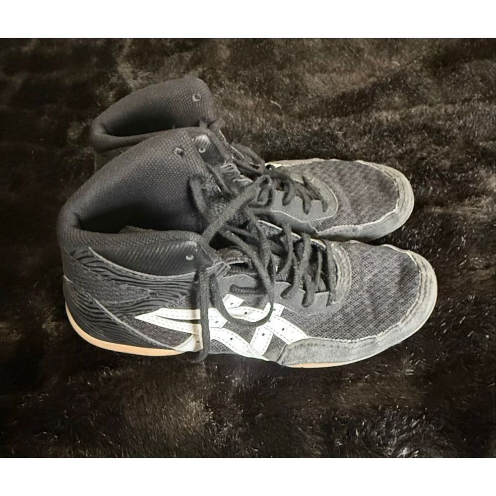 Asics Matflex Wrestling Shoes Size 7.5 athletic black white